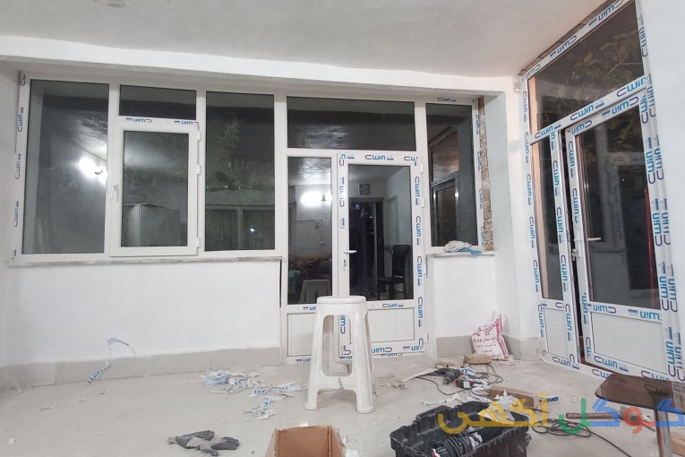 درب و پنجره دوجداره upvc و توری پلیسه 