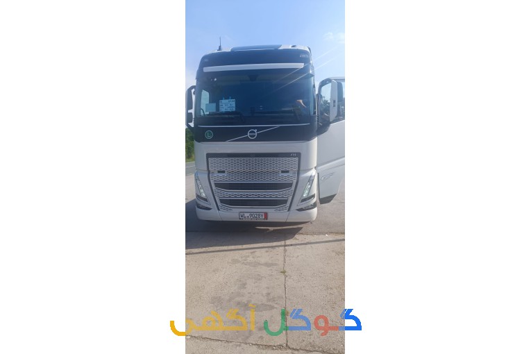 انجام خدمات ثبت سفارش واردات کامیون کشنده ولوو fh500