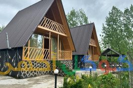 کلبه و الاچیق 